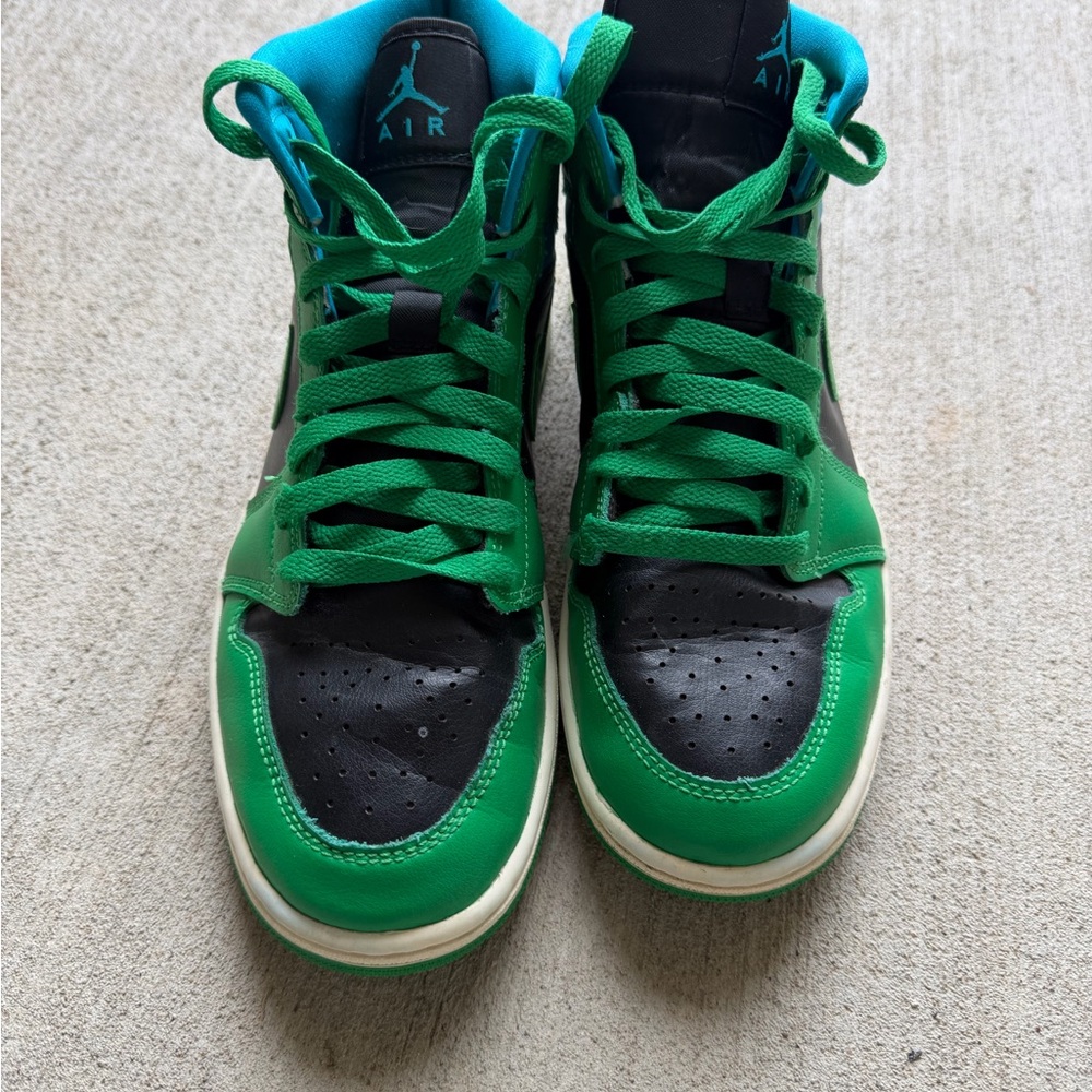 Nike Air Jordan 1 Mid Lucky Green Aquatone Women’s Size 9 Sneakers - Picture 8 of 9